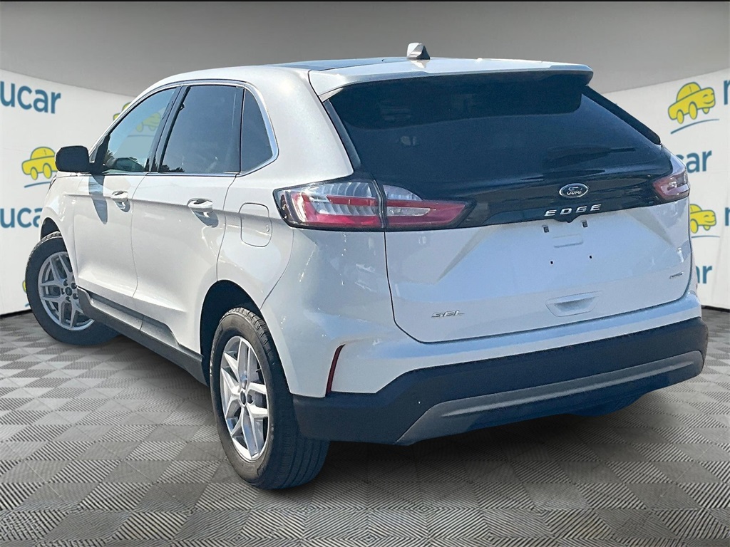 2022 Ford Edge SEL - Photo 4