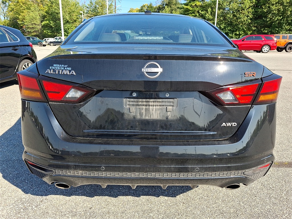 2024 Nissan Altima 2.5 SR - Photo 5