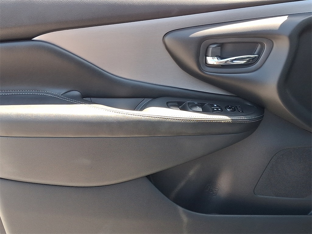 2020 Nissan Murano SV - Photo 12