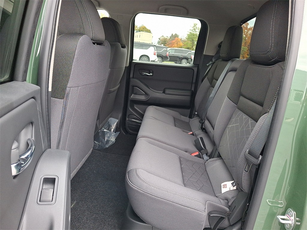 2026 Nissan Frontier SV - Photo 6