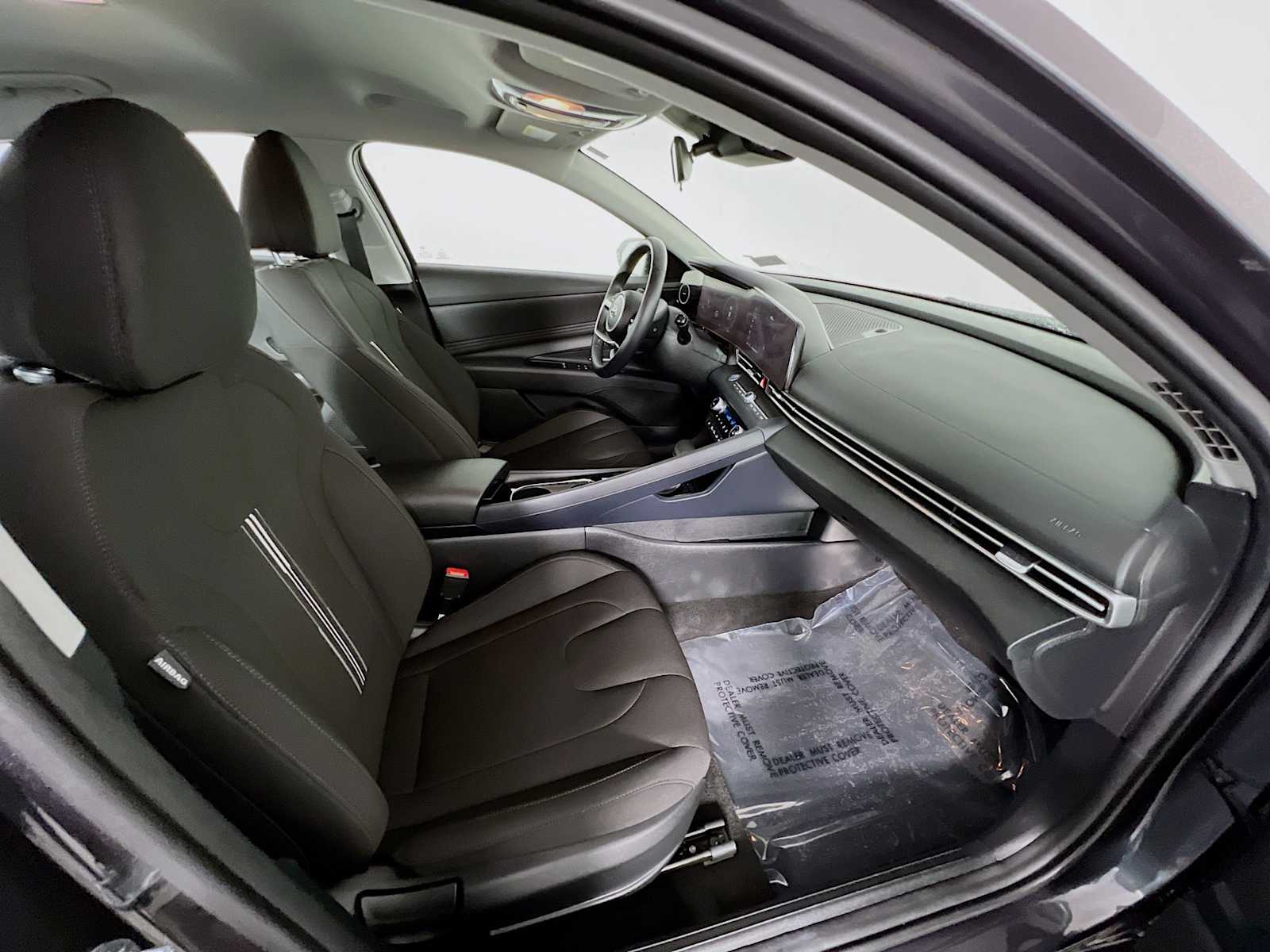2023 Hyundai Elantra SEL - Photo 26