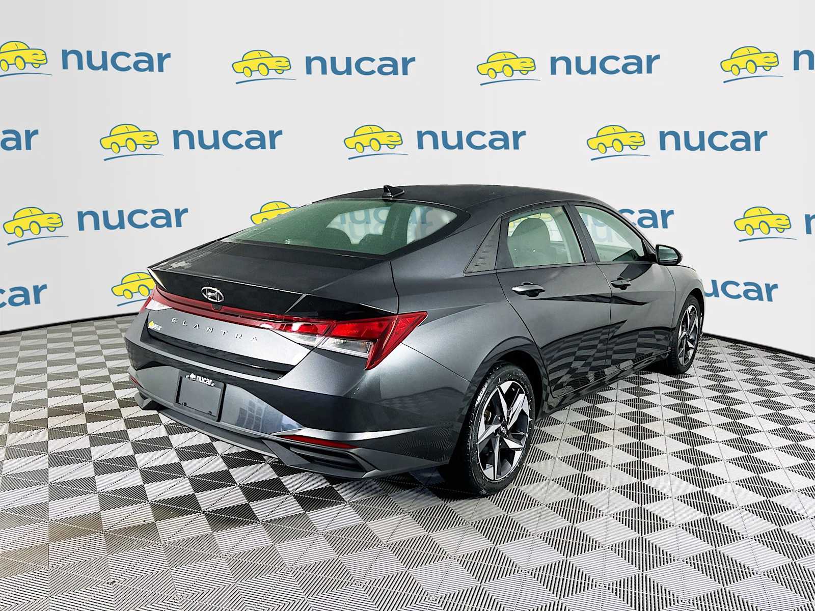 2023 Hyundai Elantra SEL - Photo 7