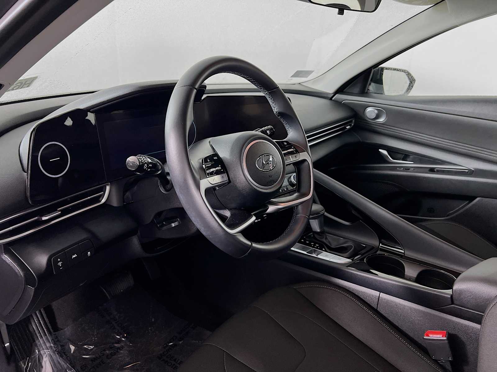 2023 Hyundai Elantra SEL - Photo 9