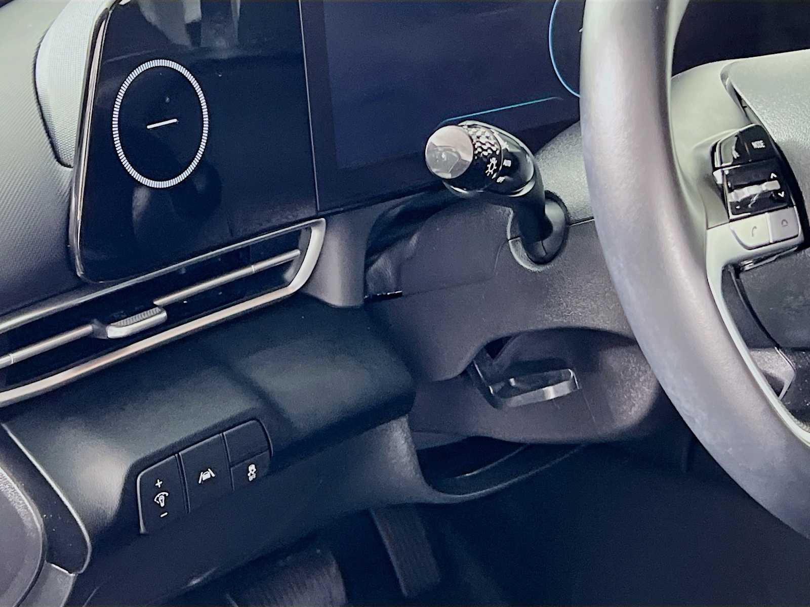 2023 Hyundai Elantra SEL - Photo 10