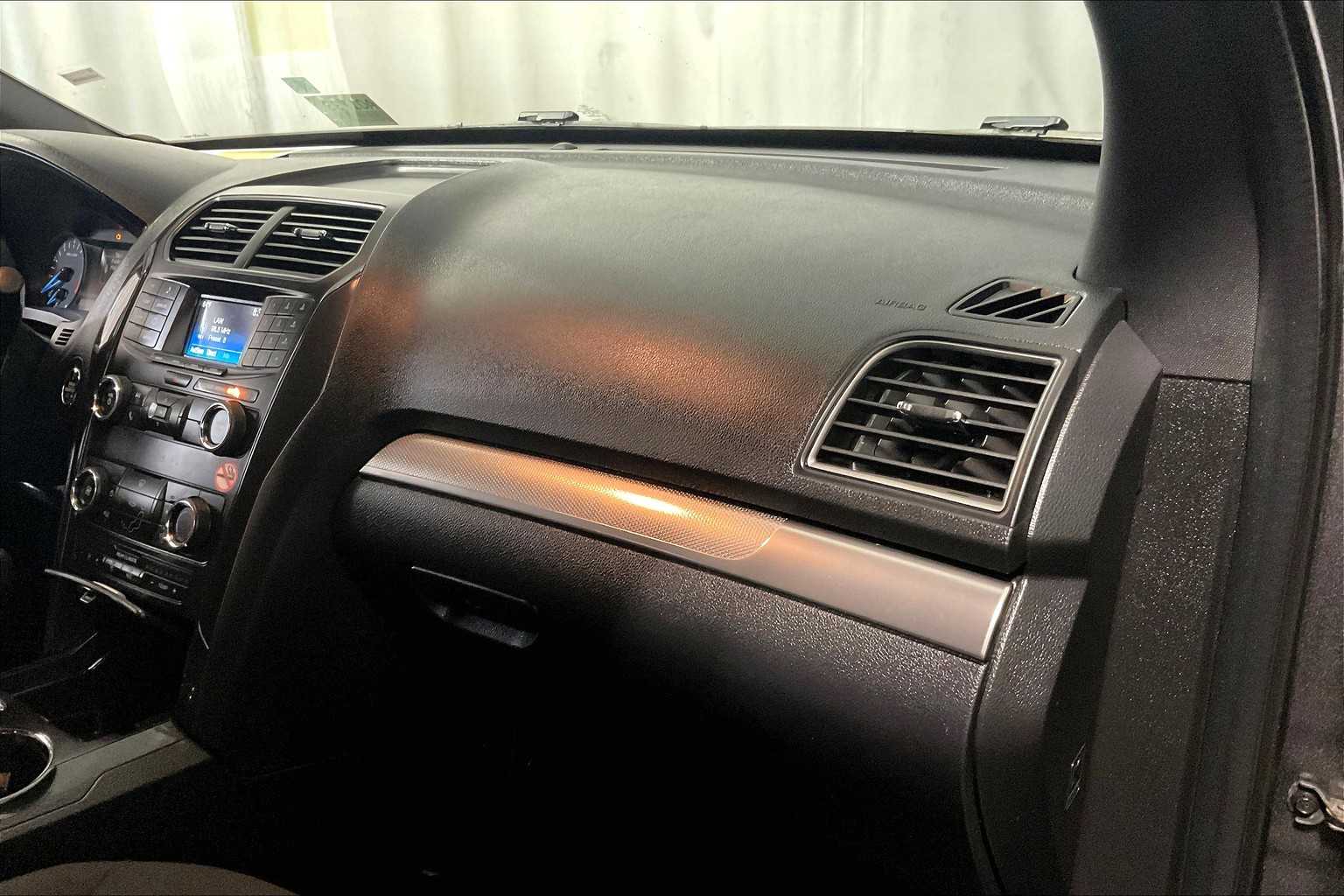 2019 Ford Explorer XLT - Photo 13