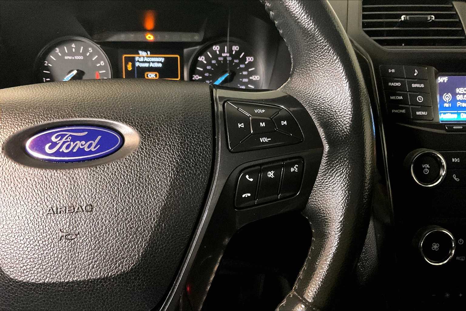 2019 Ford Explorer XLT - Photo 24