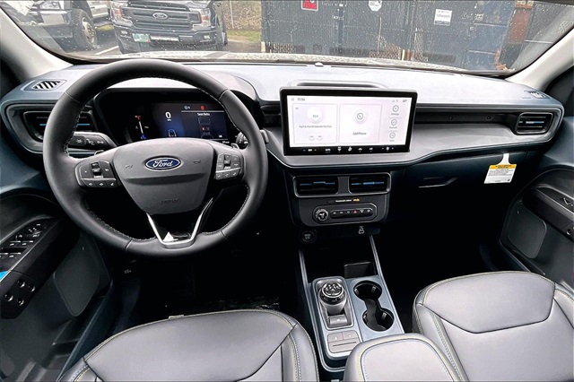 2025 Ford Maverick  - Photo 6