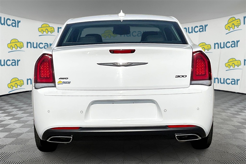 2022 Chrysler 300 Touring - Photo 5
