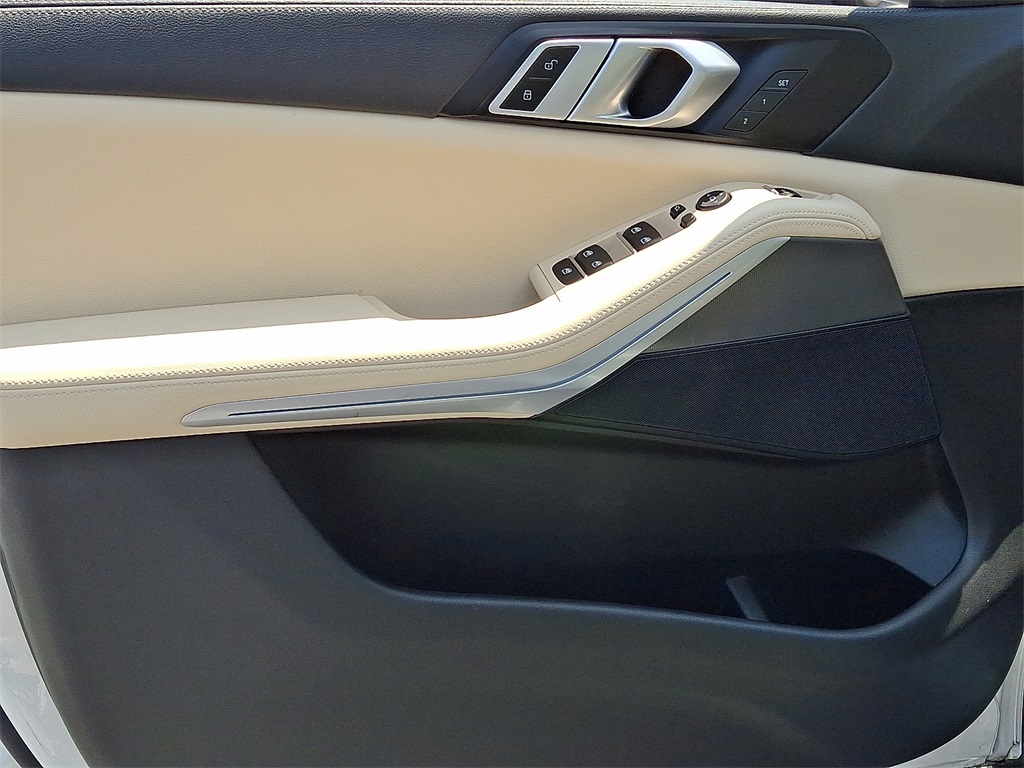 2022 BMW X5 xDrive40i - Photo 13
