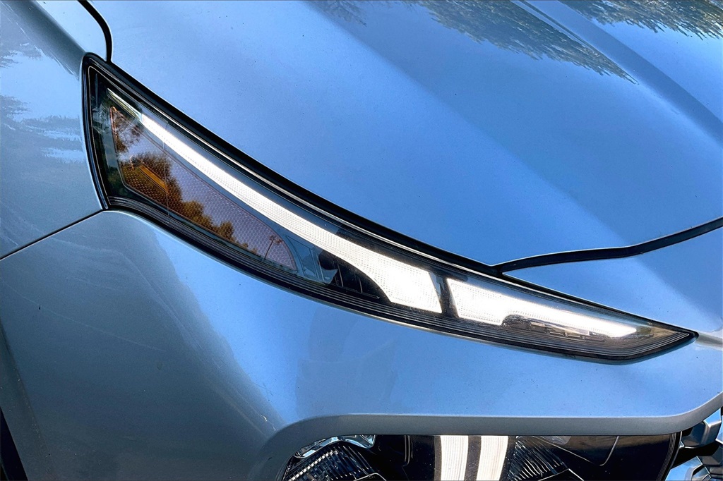 2022 Hyundai Santa Fe Limited - Photo 31
