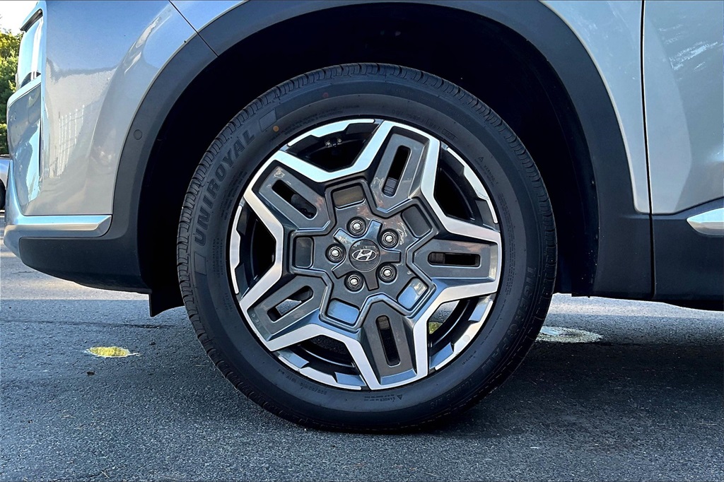 2022 Hyundai Santa Fe Limited - Photo 7