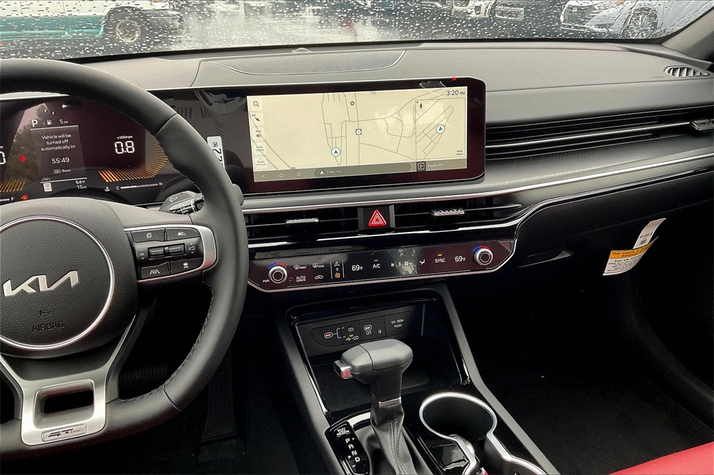 2026 Kia K5 GT-Line - Photo 13
