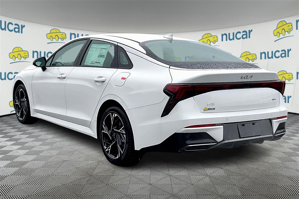 2026 Kia K5 GT-Line - Photo 5