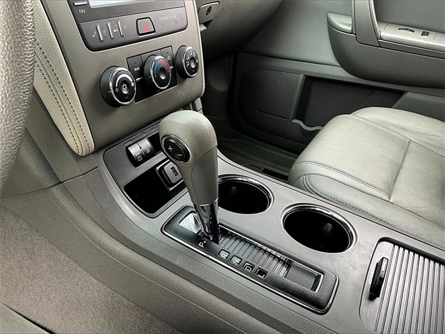 2016 Chevrolet Traverse LS - Photo 20