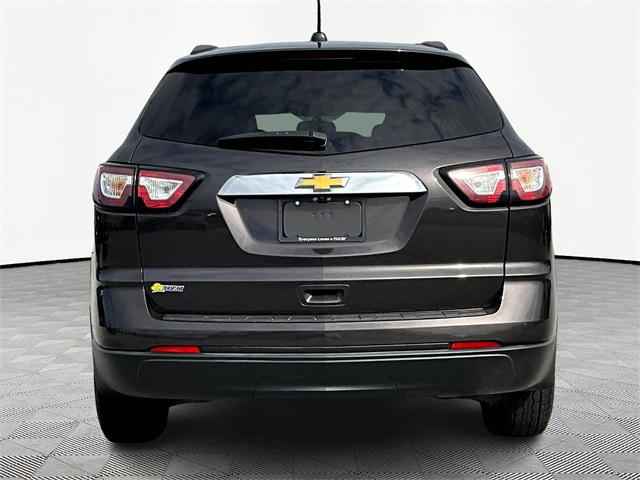 2016 Chevrolet Traverse LS - Photo 5