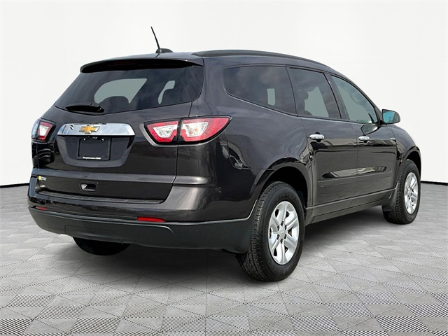 2016 Chevrolet Traverse LS - Photo 6