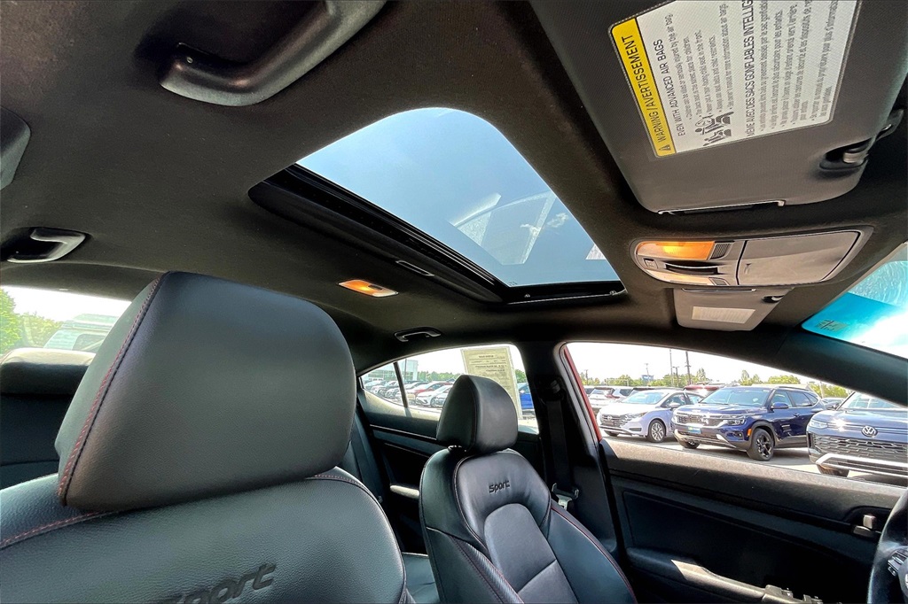 2019 Hyundai Elantra Sport - Photo 21
