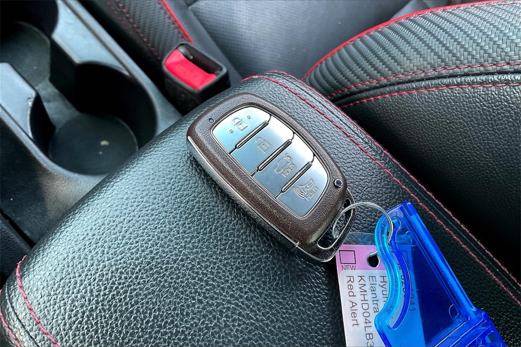 2019 Hyundai Elantra Sport - Photo 28
