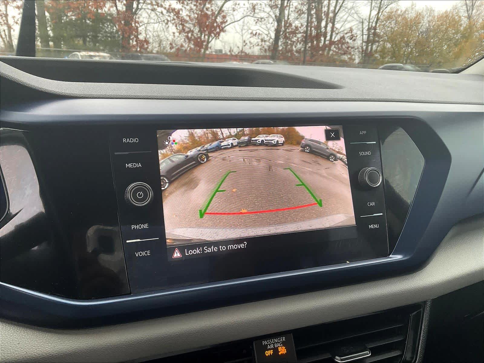 2023 Volkswagen Taos SE - Photo 19