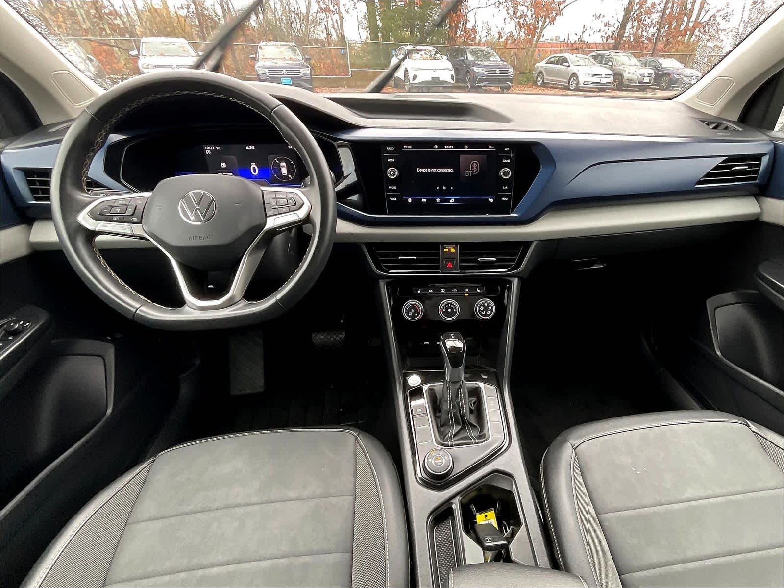 2023 Volkswagen Taos SE - Photo 21