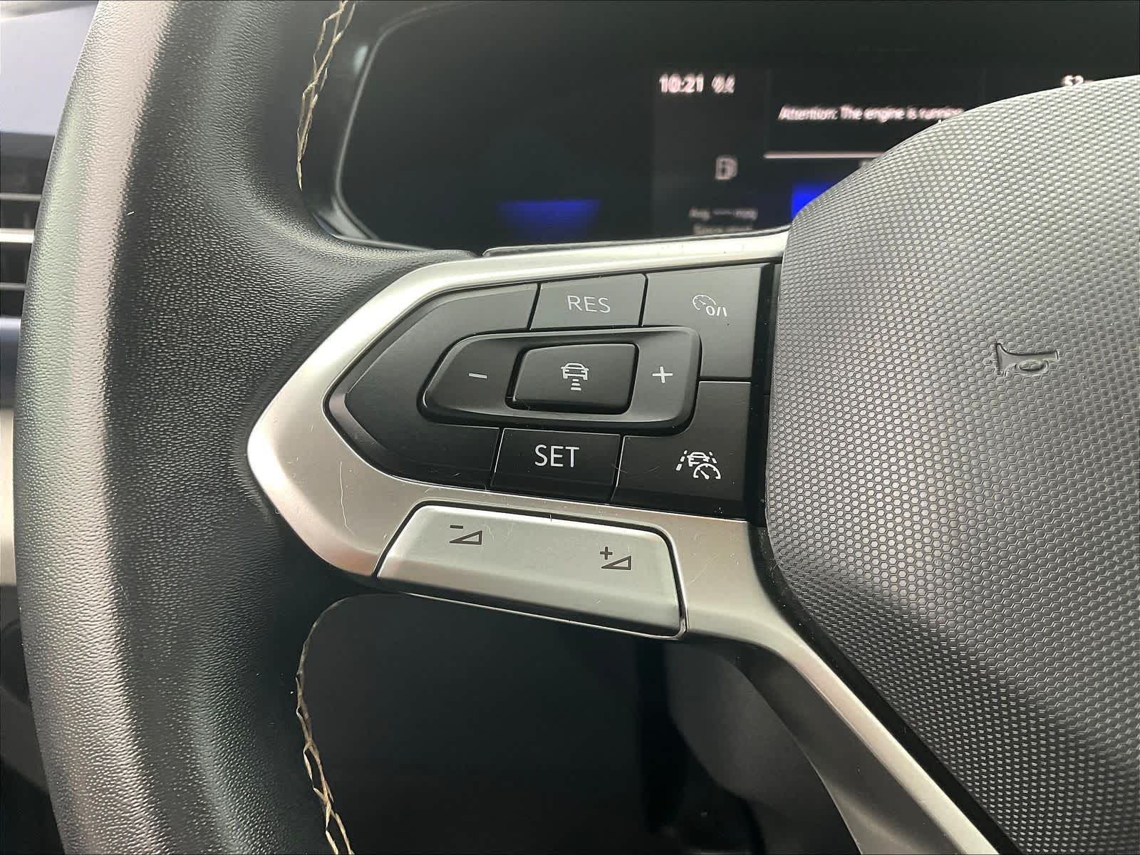 2023 Volkswagen Taos SE - Photo 22