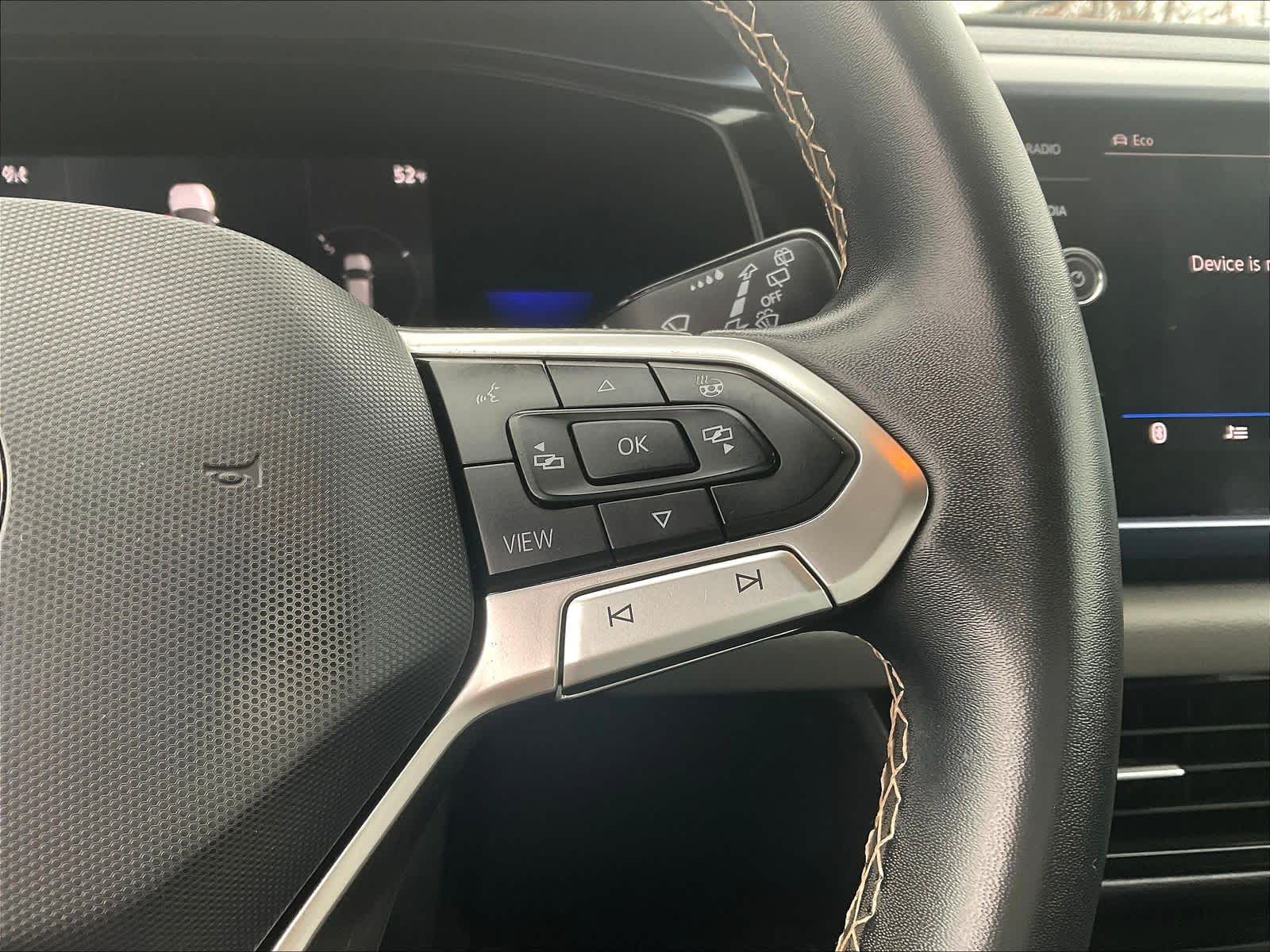 2023 Volkswagen Taos SE - Photo 23