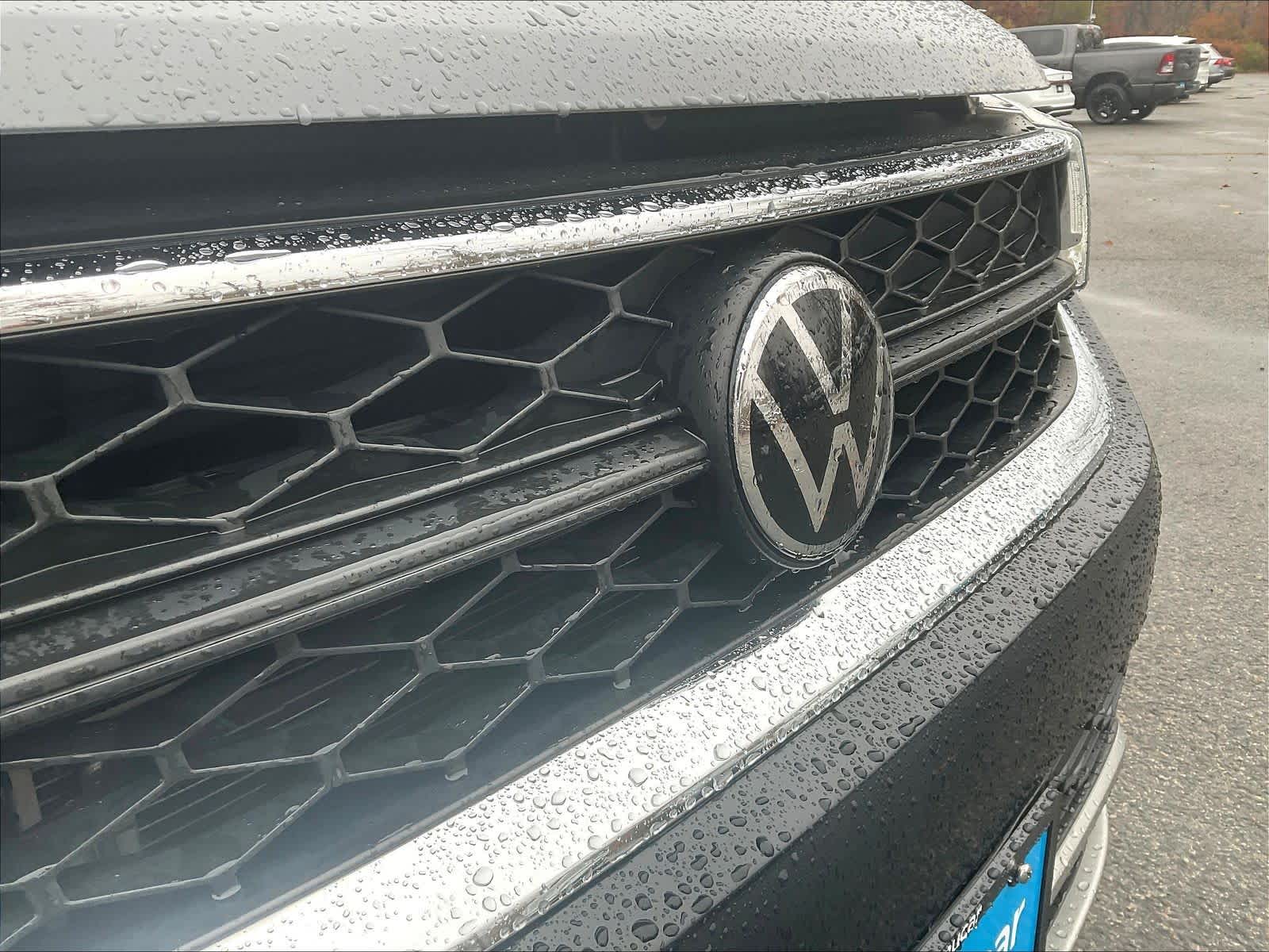 2023 Volkswagen Taos SE - Photo 30