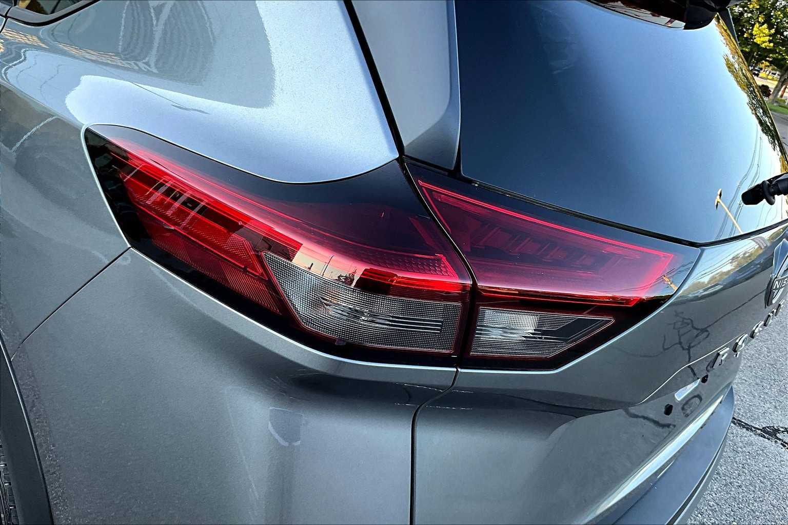 2023 Nissan Rogue S - Photo 32