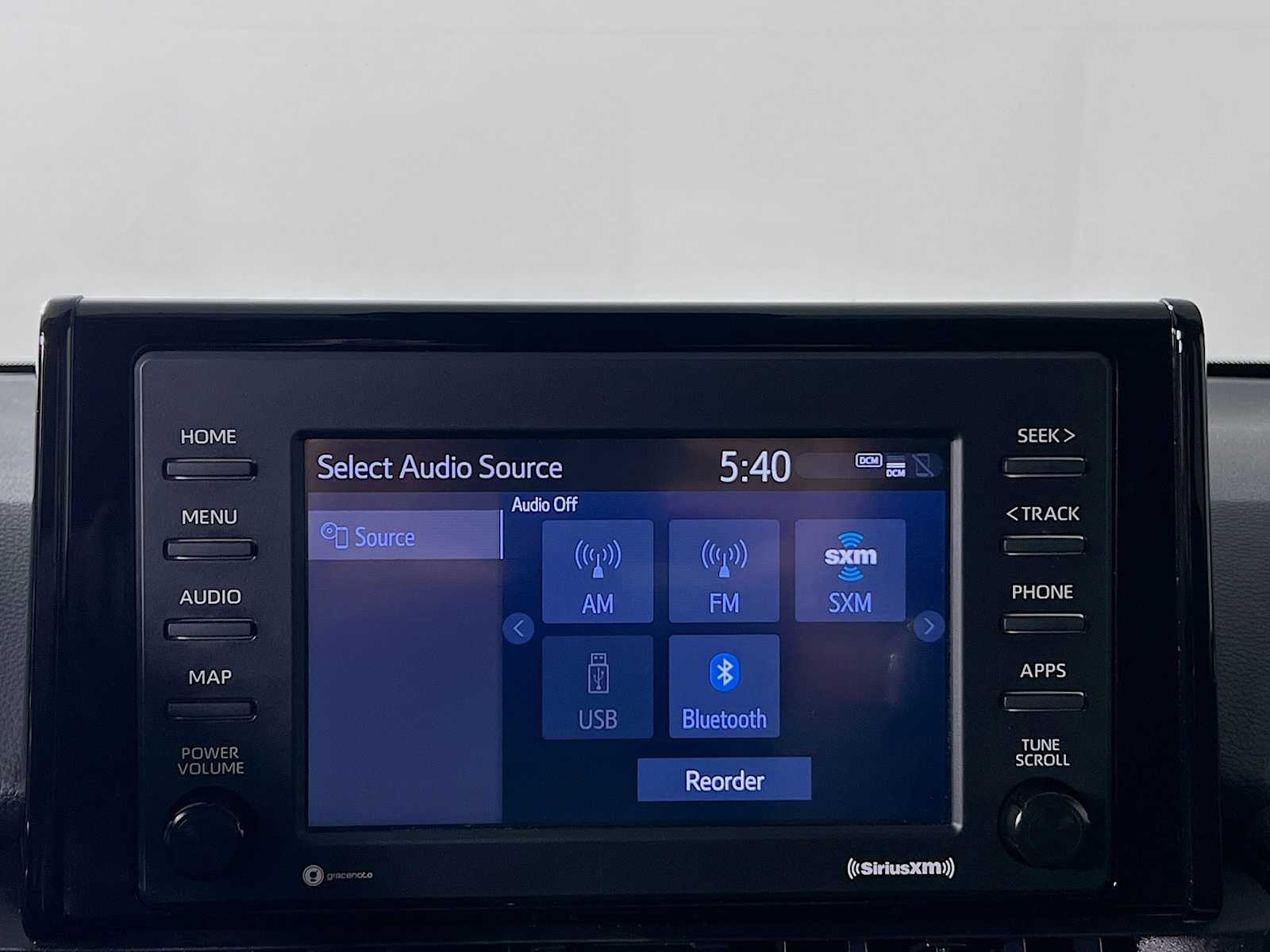 2022 Toyota RAV4 Hybrid LE - Photo 14