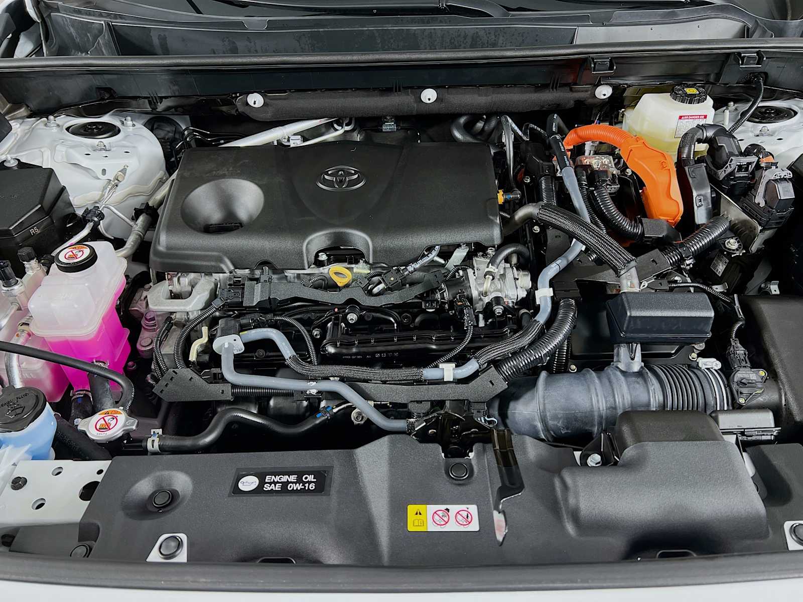 2022 Toyota RAV4 Hybrid LE - Photo 29