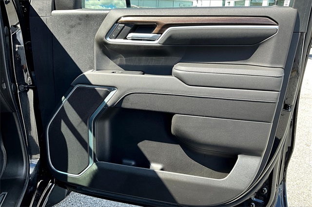 2022 Chevrolet Silverado 1500 RST - Photo 12