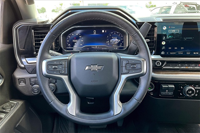 2022 Chevrolet Silverado 1500 RST - Photo 16