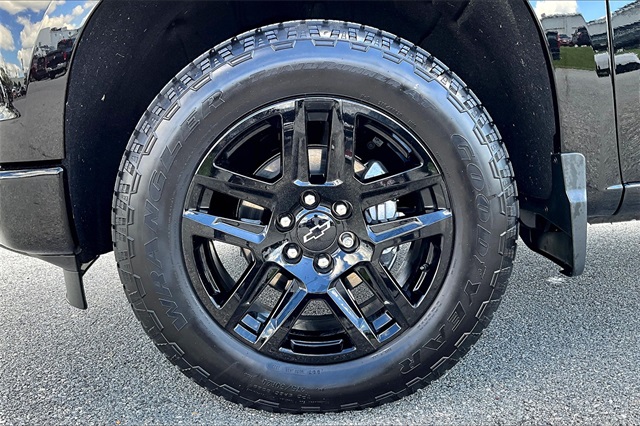 2022 Chevrolet Silverado 1500 RST - Photo 7