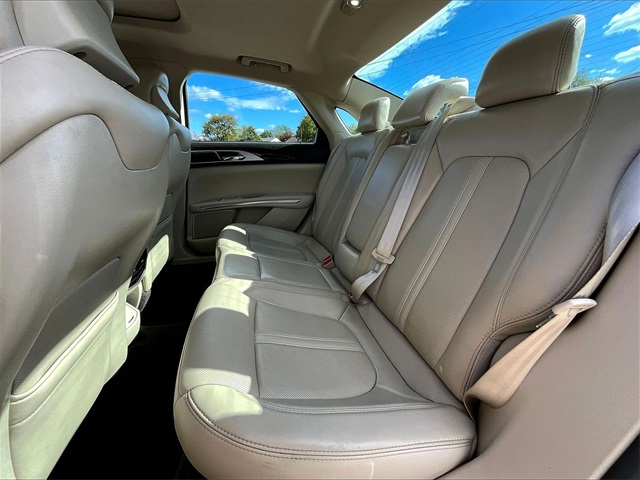 2016 Lincoln MKZ Base - Photo 14