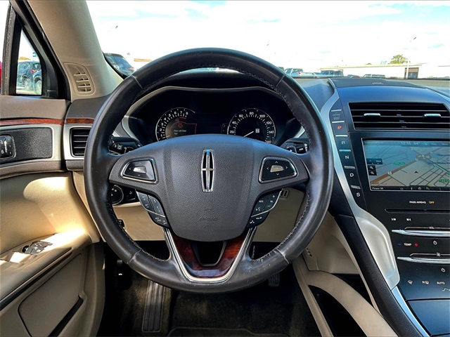 2016 Lincoln MKZ Base - Photo 16