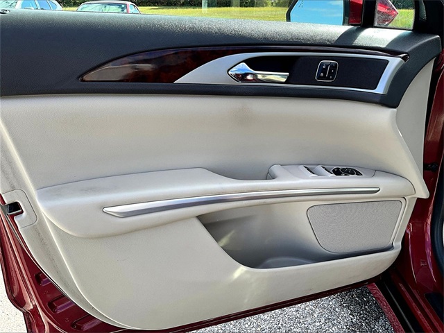 2016 Lincoln MKZ Base - Photo 9