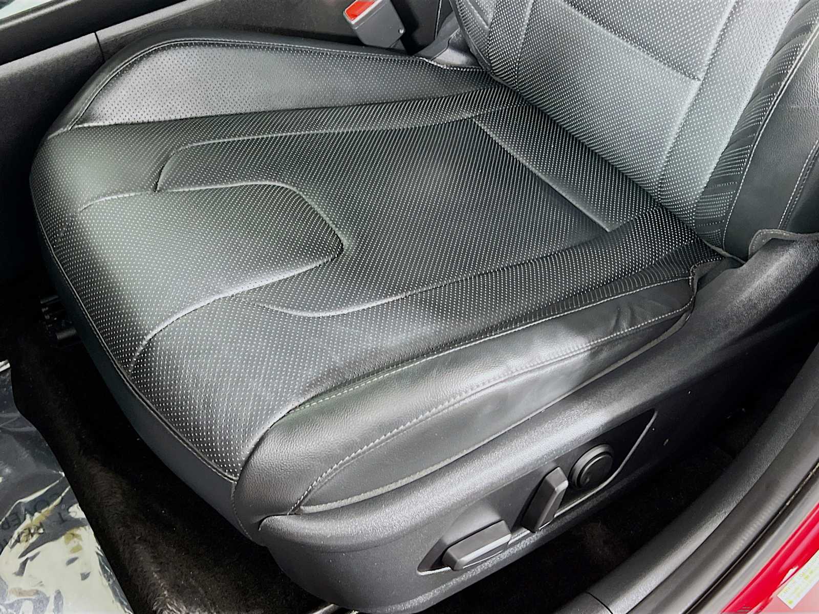 2023 Hyundai Elantra Limited - Photo 20