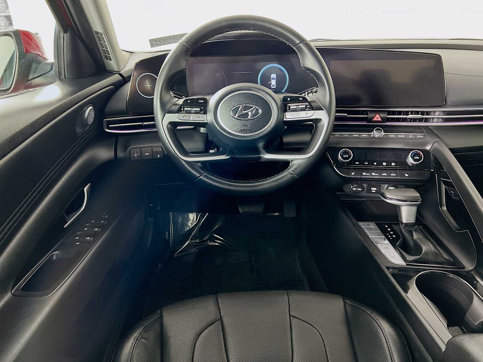 2023 Hyundai Elantra Limited - Photo 24