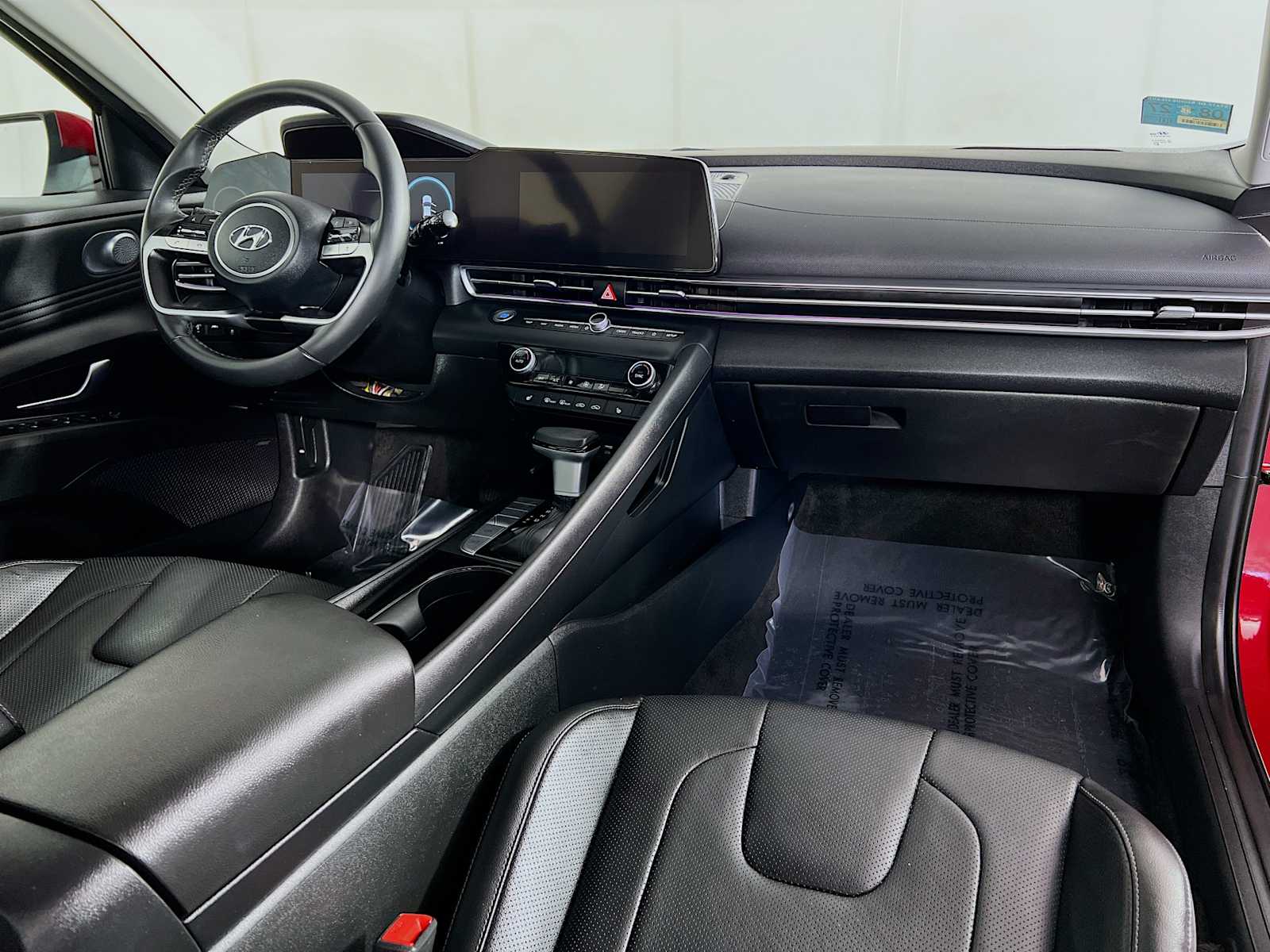 2023 Hyundai Elantra Limited - Photo 30
