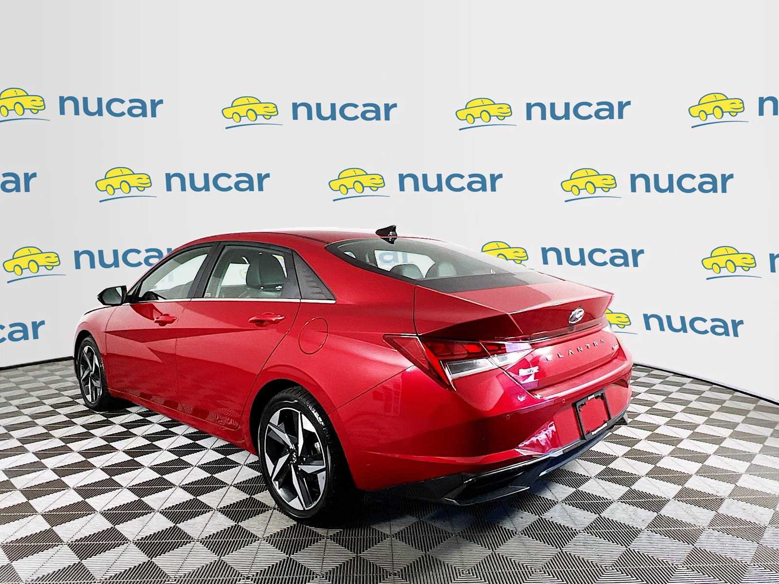 2023 Hyundai Elantra Limited - Photo 5