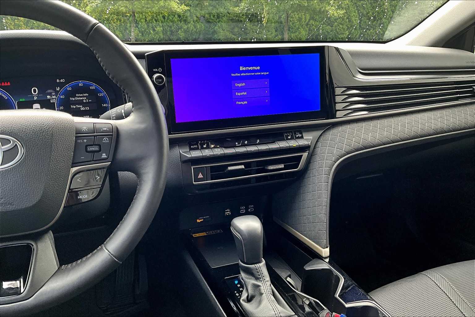 2025 Toyota Camry XLE - Photo 18