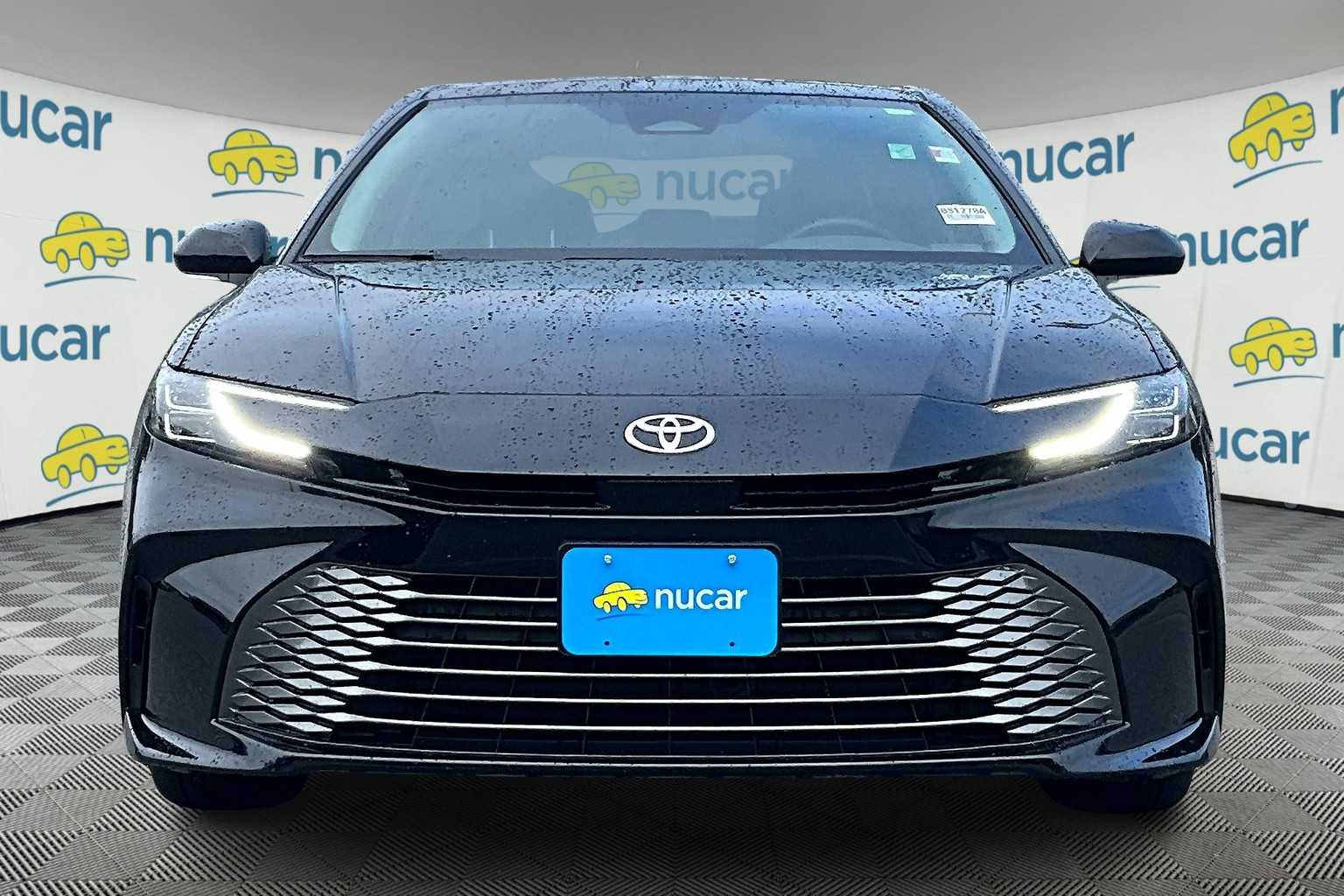 2025 Toyota Camry XLE - Photo 2