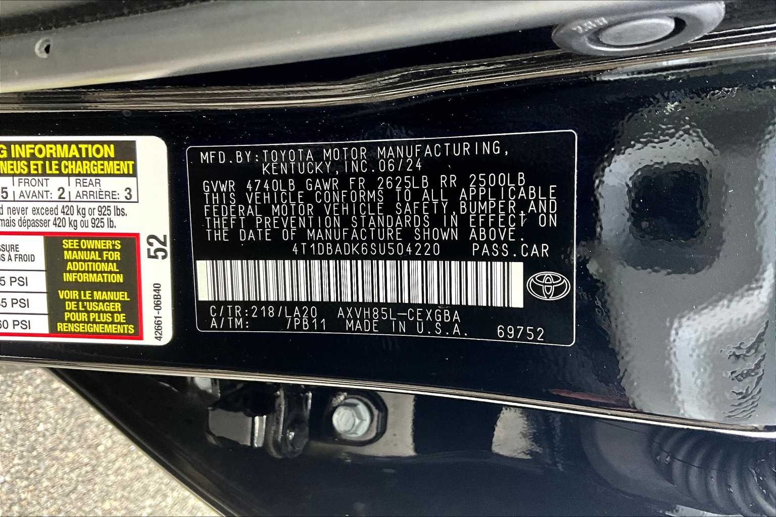 2025 Toyota Camry XLE - Photo 36