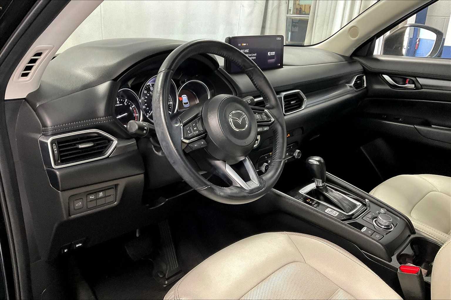 2022 Mazda CX-5 2.5 S Preferred Package - Photo 8