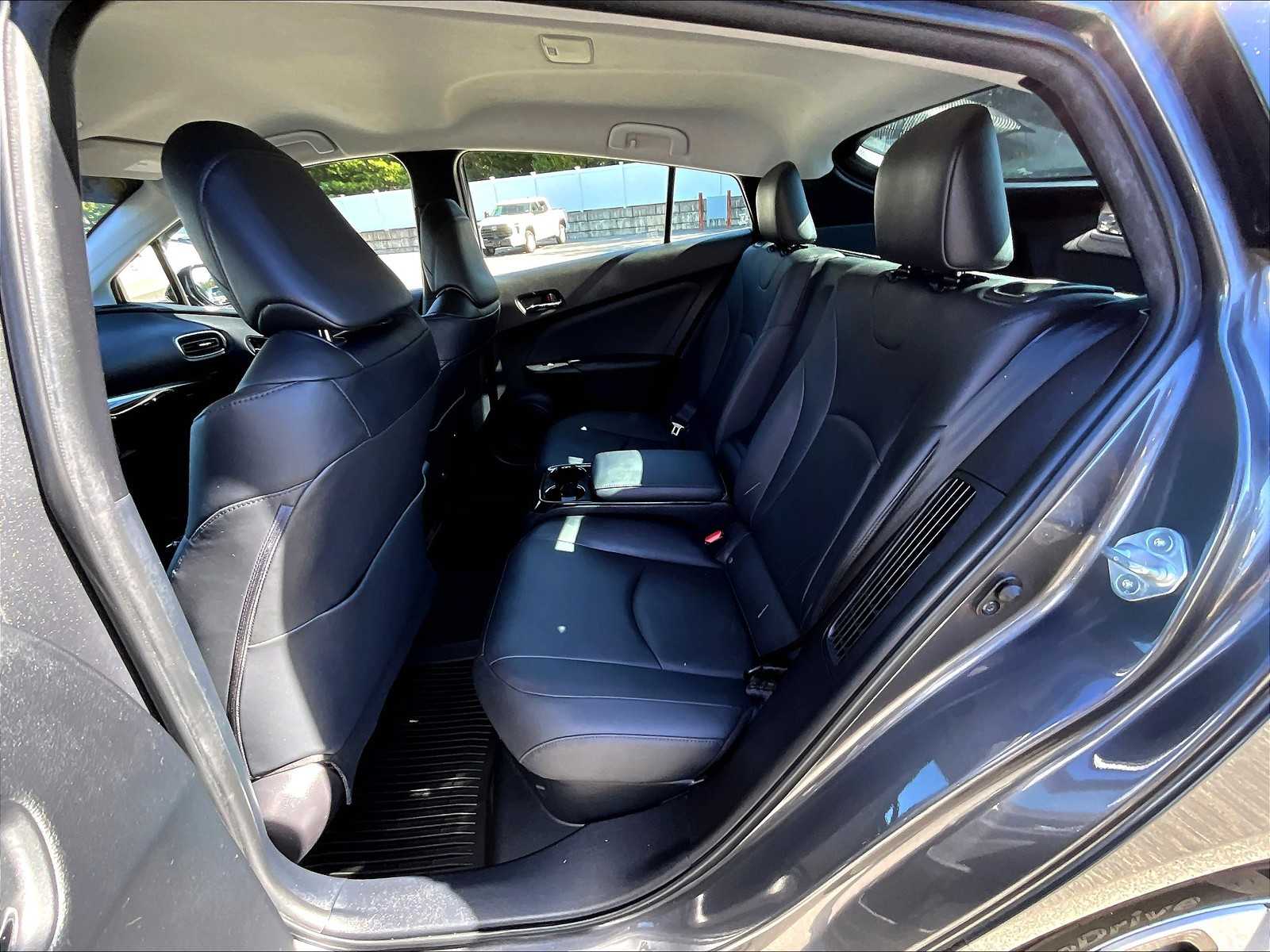 2017 Toyota Prius Prime Advanced - Photo 15