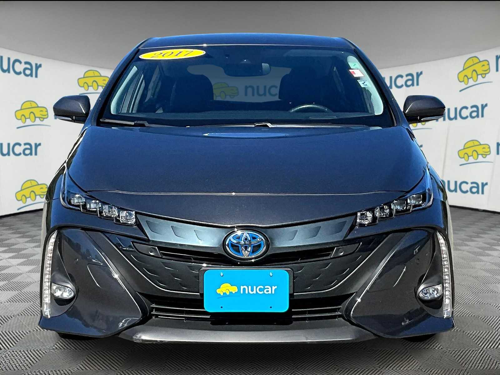 2017 Toyota Prius Prime Advanced - Photo 2