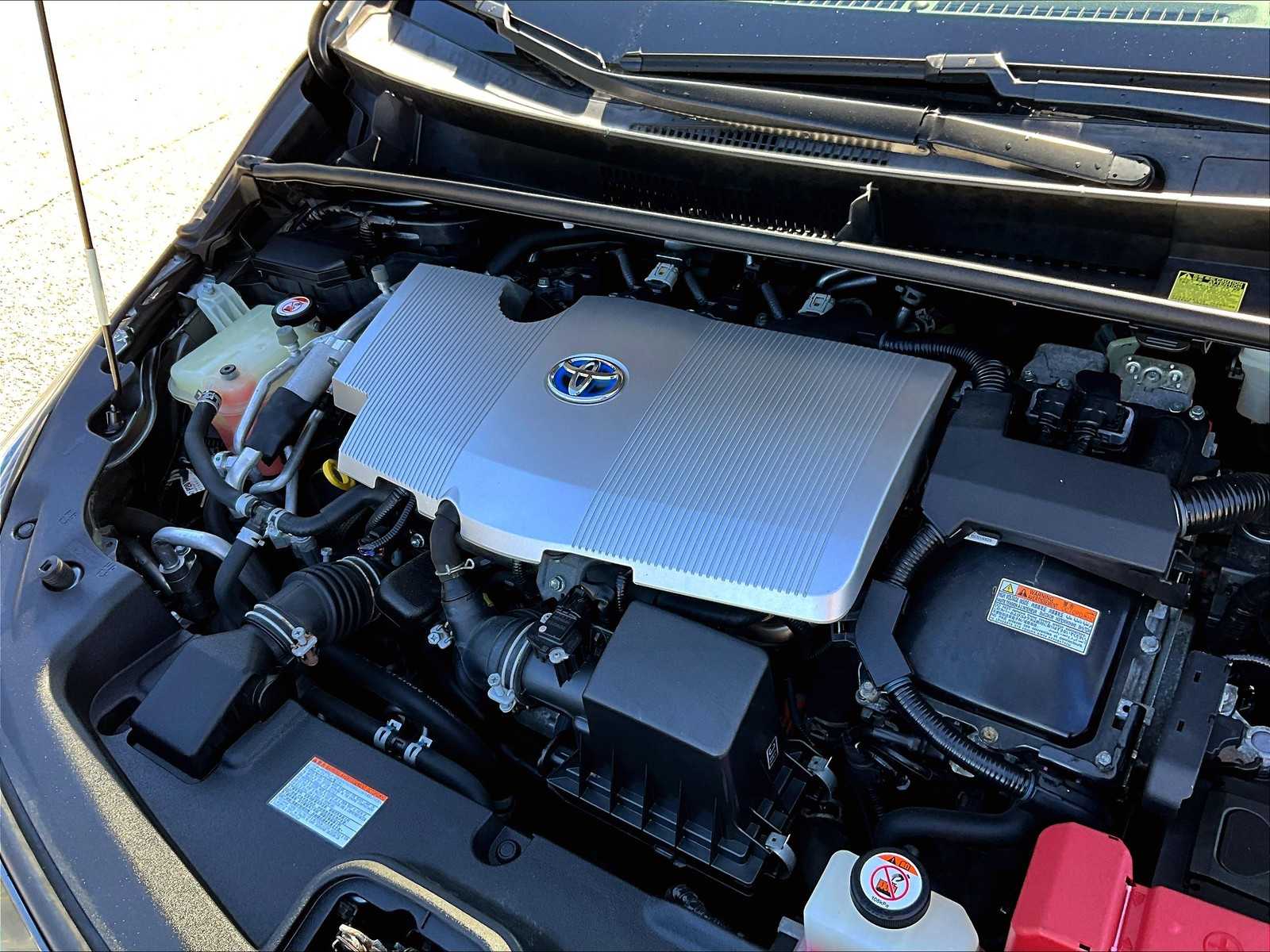 2017 Toyota Prius Prime Advanced - Photo 35