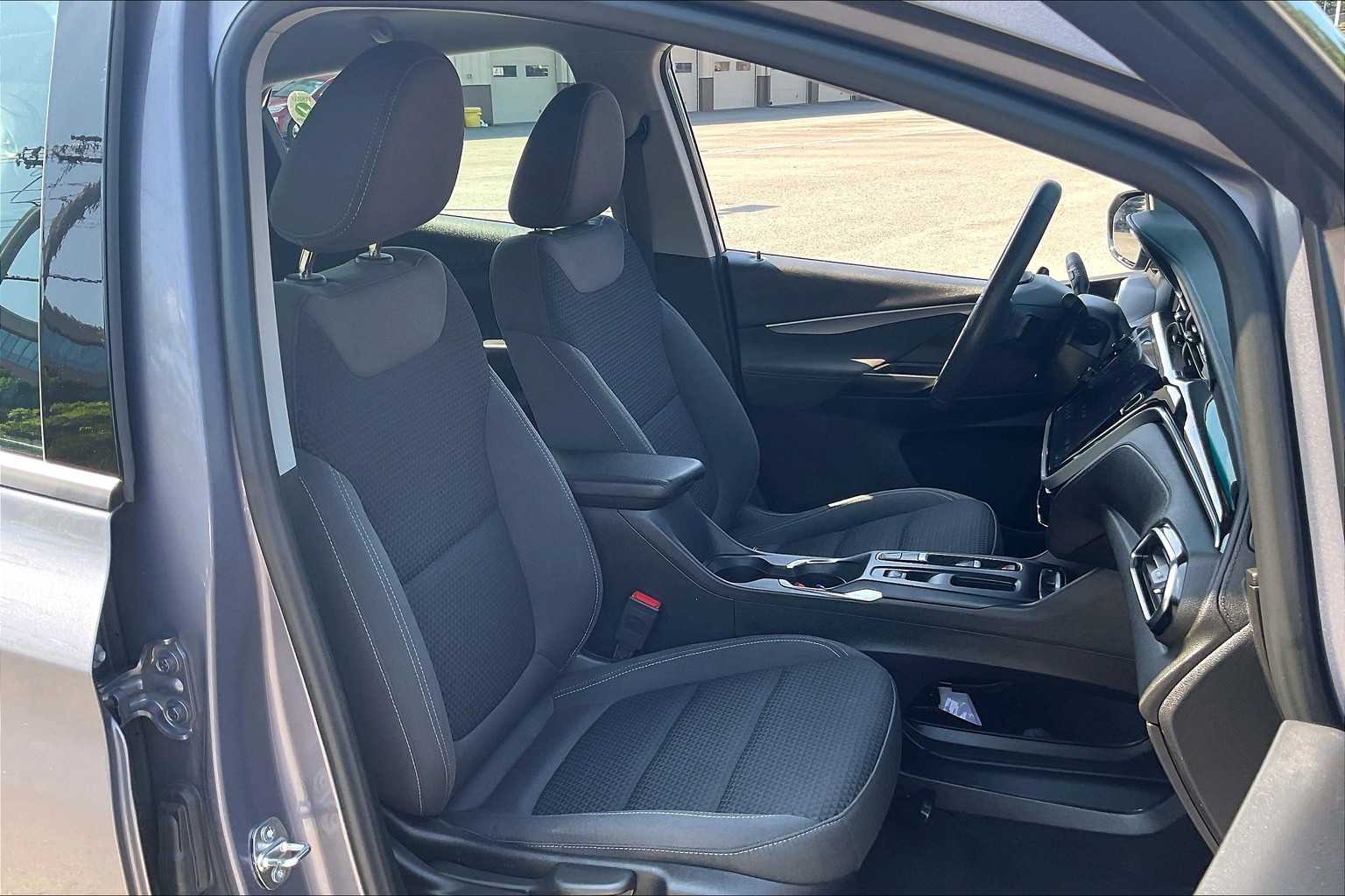 2023 Chevrolet Bolt EV 1LT - Photo 11