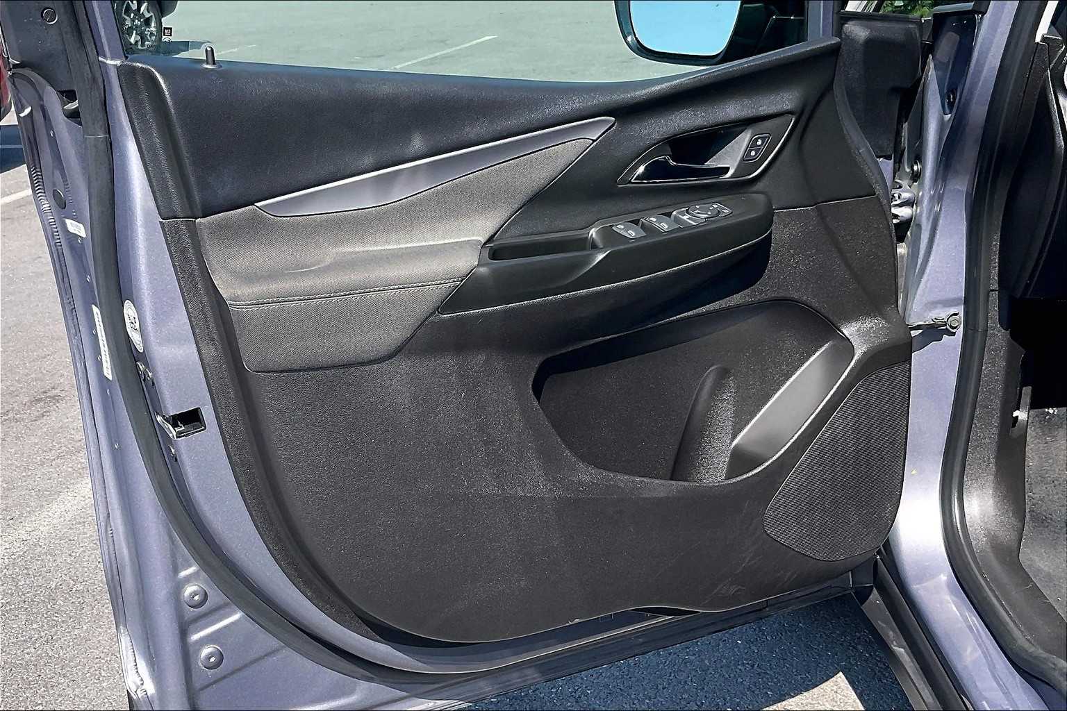 2023 Chevrolet Bolt EV 1LT - Photo 9