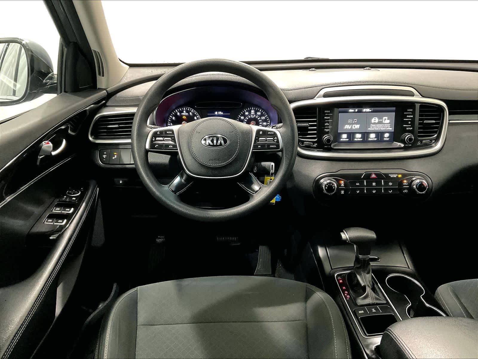 2020 Kia Sorento LX - Photo 18